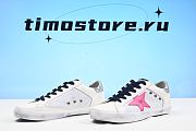Golden Goose 1 - 4