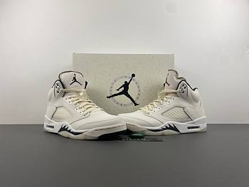 Air Jordan AIR JORDAN 5 RETRO 'WHITE BLACK'  DD0587-110