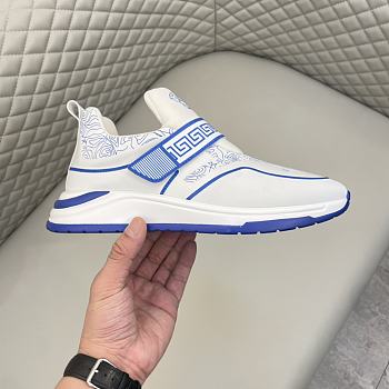 Ve1sace Sneaker 7