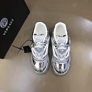 Ve1sace Sneaker 9 - 4