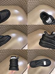 Ve1sace Sneaker 11 - 2