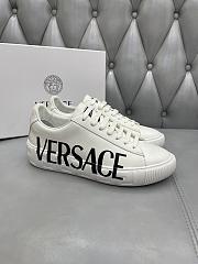 Ve1sace Sneaker 12 - 1