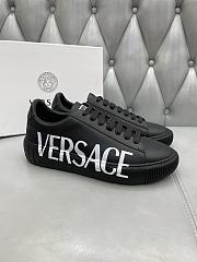 Ve1sace Sneaker 13 - 1