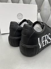 Ve1sace Sneaker 13 - 4