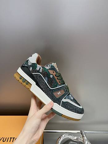 1ouis Vu1tton LV trainer 42