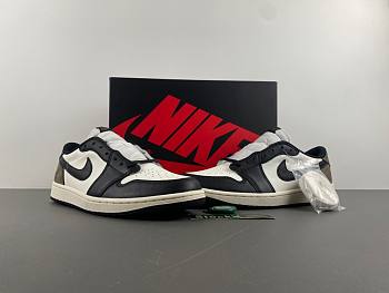 Air Jordan 1 Low OG “Mocha”  CZ0790-102