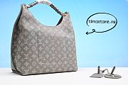 1ouis Vu1tton Carmel Mahina Hobo Bag 40cm - 1