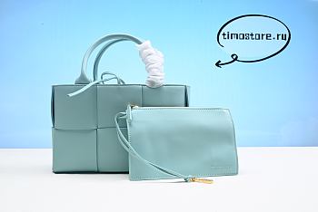 Bottega Veneta Mini Arco Tote 25CM