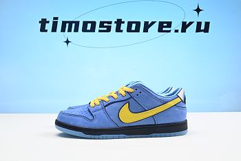 The Powerpuff Girls x Nike SB Dunk Low “Bubbles” FZ8320-400 