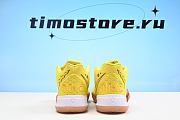 Nike Kyrie 5 Spongebob Squarepants CJ6950-700  - 4