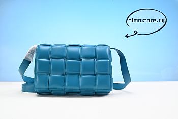   BV padded cassette tiff blue 26CM 