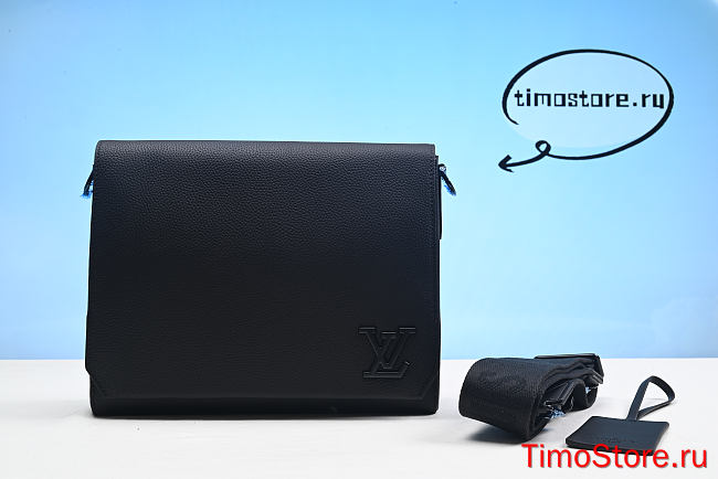 1ouis Vu1tton 1V Messenger Bag 28CM - 1