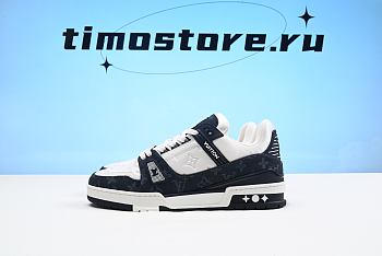 1ouis Vu1tton Traniner White Black  White 1A9JGB 