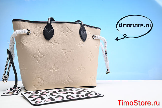 Louis Vuitton Neverfull MM Wild at Heart Cream 31CM - 1