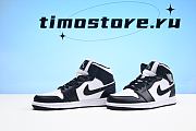 Jordan 1 Mid Panda (Women's) DV0991-101 - 3