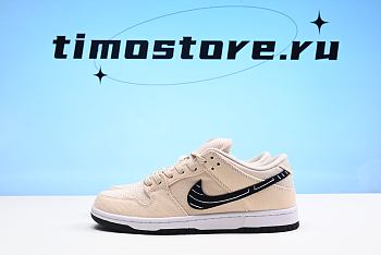 Albino & Preto x Nike Dunk SB Low  FD2627-200