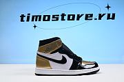 Jordan 1 Retro High NRG Patent Gold Toe 861428-007 - 6