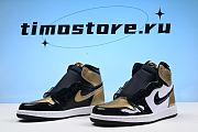 Jordan 1 Retro High NRG Patent Gold Toe 861428-007 - 3