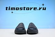 adidas YEEZY SLIDE ID2350  - 3
