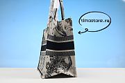 D1or book tote 35cm  - 4