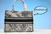 D1or book tote 35cm  - 2