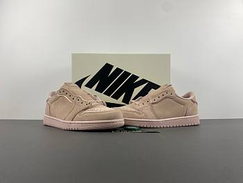 Jordan 1 Retro Low NS Particle Beige  AO1935-204