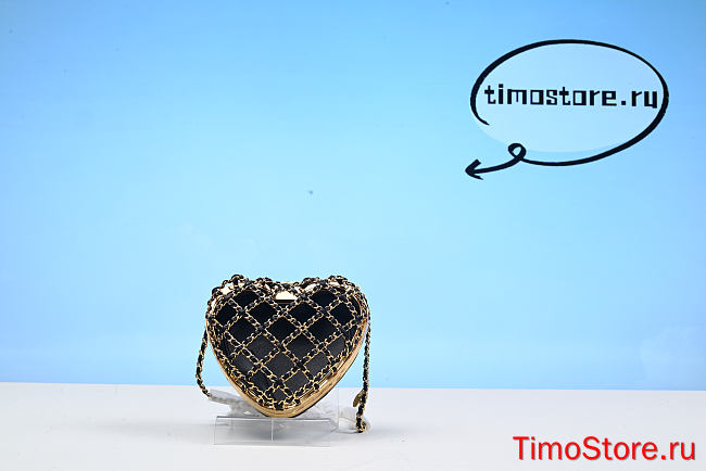 Chene1 2023 CC Heart Minaudiere  - 1