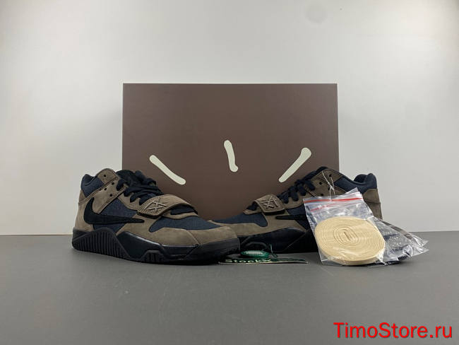 Travis Scott x Air Jordan 1 Low JACK mocha - 1