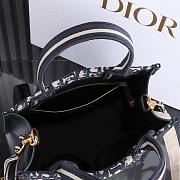 D1or Small Book Tote Blue Dior Oblique Embroidery and Calfskin-26cm - 3