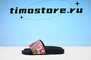 Gvcc1 GG Supreme Slide Blooms  - 1