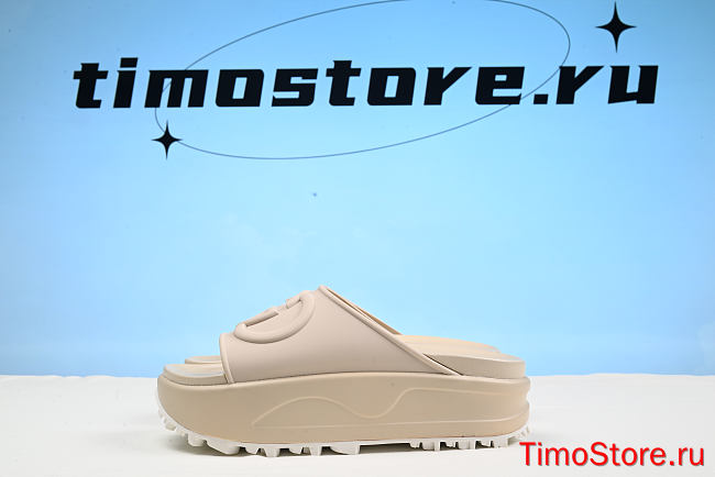 Gvcc1 Soft Rubber Womens Interlocking G Platform 42mm Slide Sandals 36 Off White - 1
