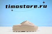 Gvcc1 Soft Rubber Womens Interlocking G Platform 42mm Slide Sandals 36 Off White - 6