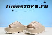 Gvcc1 Soft Rubber Womens Interlocking G Platform 42mm Slide Sandals 36 Off White - 5