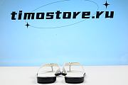 Gvcci Unisex GG Interlocking G Thong Sandal White Leather Flat flats - 5