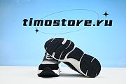 B22 LowTop Sneaker 5 - 2