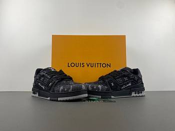 	 1ouis Vu1tton LV trainer 59