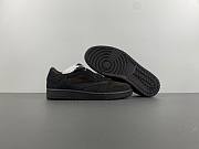  Travis Sco tt x Air Jordan 1 Low OG  DM7866-202 - 3