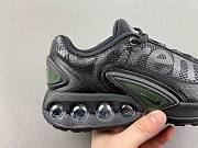 Supreme x Nike Air Max Dn “Black”  FZ4044-001 - 4