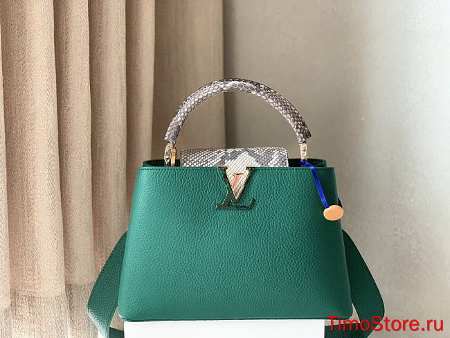 LV Capucines green - 1
