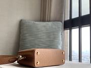 LV Capucines 27cm - 4