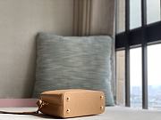 LV Capucines  light brown 21cm - 5