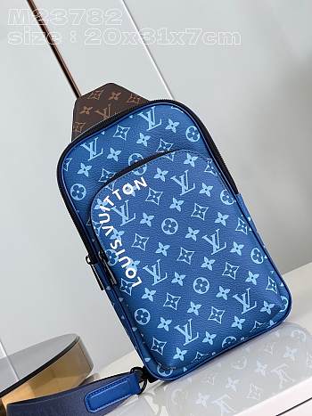 lv avenue Chest bag blue M23782 20*31*7cm