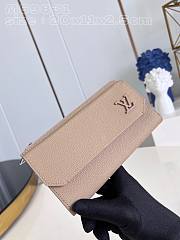 lv wallet beige M69831 - 1