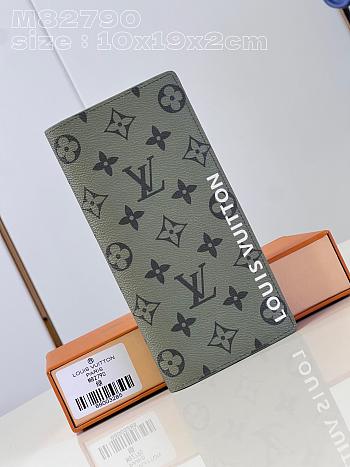 lv wallet 008