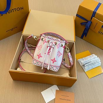 LV nano noe M82386 13*16*10cm