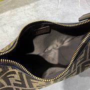 fendi under arm bag 29cm - 3