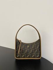 fendi fendessence hobo mini 25.5*7*28cm - 1