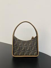 fendi fendessence hobo mini 25.5*7*28cm - 3