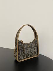 fendi fendessence hobo mini 25.5*7*28cm - 2