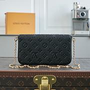 lv chette felicie monogram emeinte m64064 black 21cm (special price) - 3
